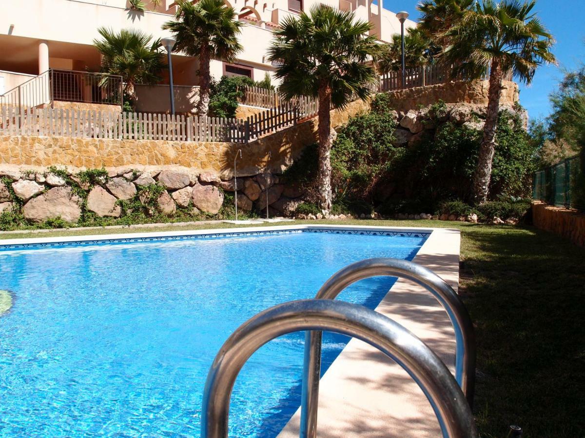 Tranquilo Cerca De Buena Piscina Y Con Buen Aire Acondicionado Appartement
